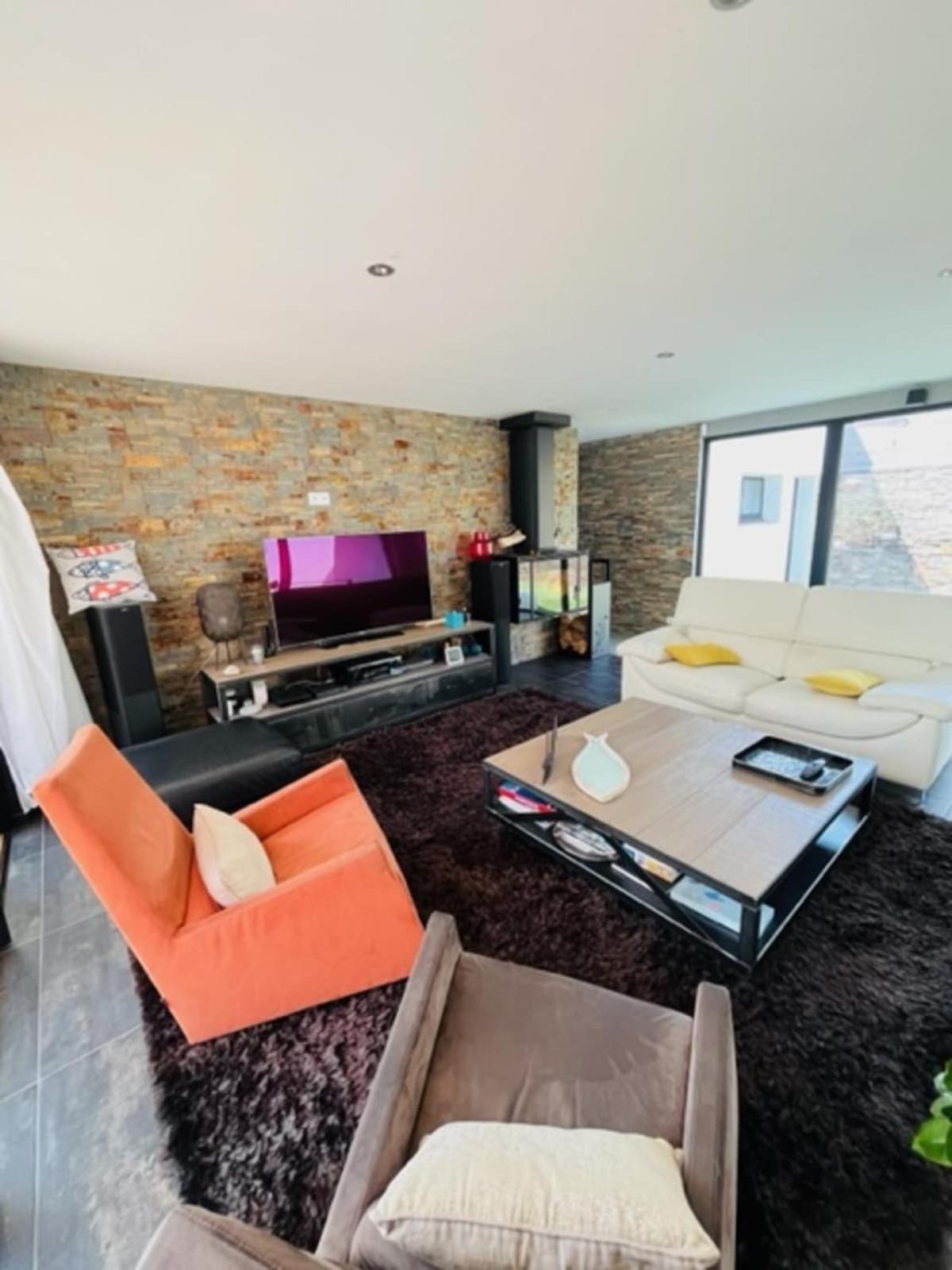 Bright 190 M With Swimming Pool Hébergement de vacances Vannes
